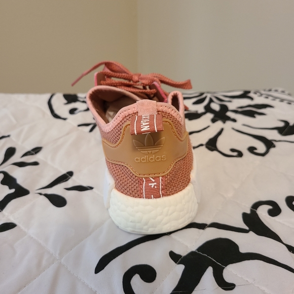 ADIDAS NMD R1 - Picture 13 of 14